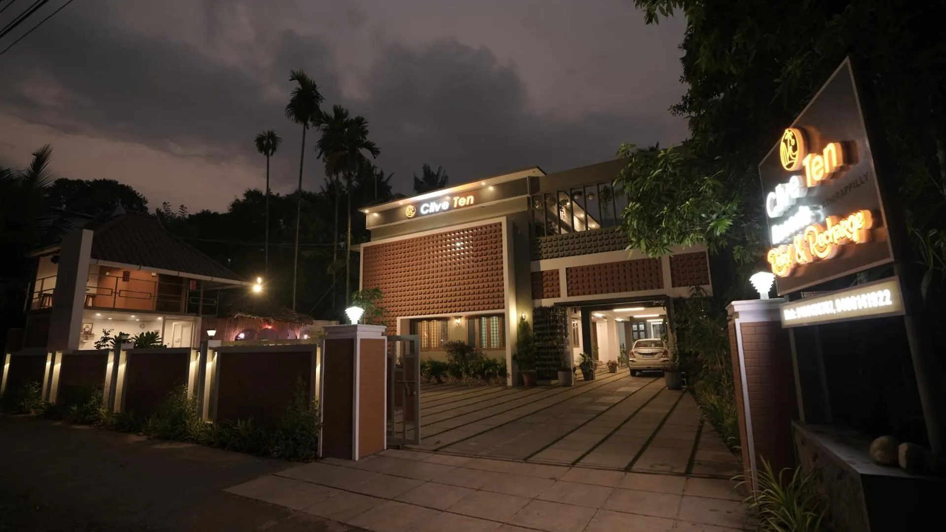 Clive Ten Resorts Athirappilly Kizhake Chālakudi